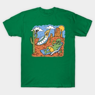 Funny Stranded Alien Eating Pizza // UFO Flying Saucer Crash T-Shirt